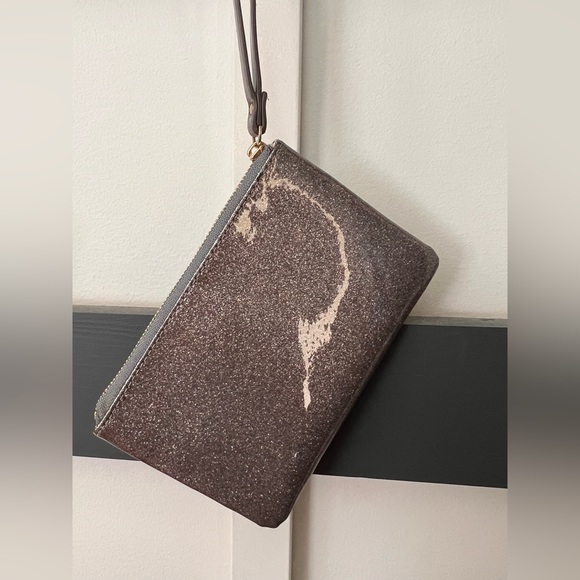 Kate Spade Wristlet \ Clutch - Picture 7 of 9